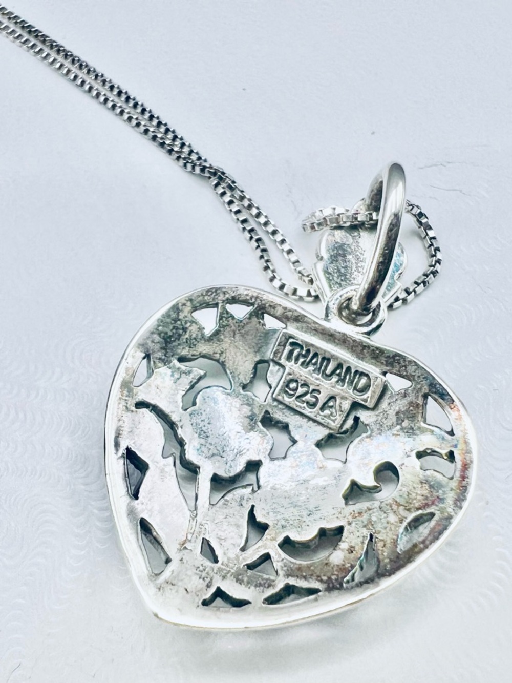 Vintage SS 925A Thailand Sterling Filigree  Marcasite Pendant on 18” Chain. EUC - Picture 4 of 4